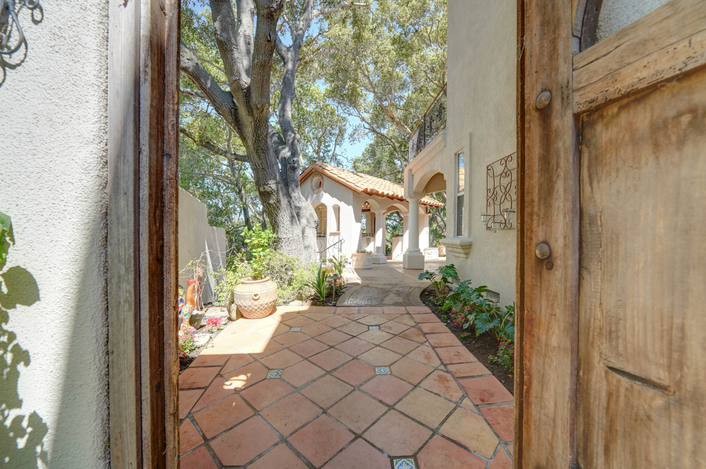 HDR interior real estate photography – Los Angeles